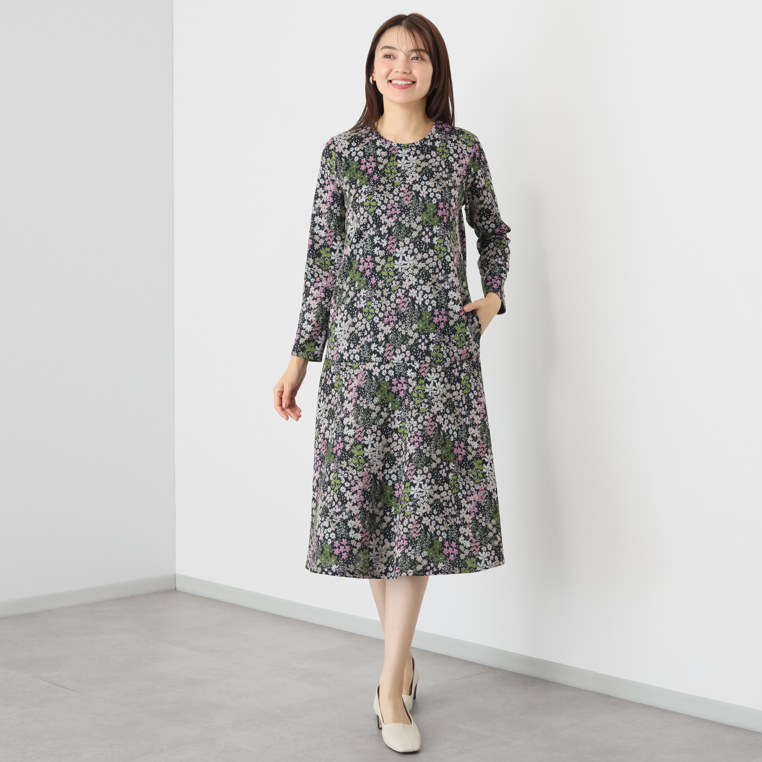 ダジュール フレアーシルエット エレガントワンピース