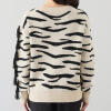 タマミ　ワタナベ フサフサ　ゼブラ ニットプルオーバー