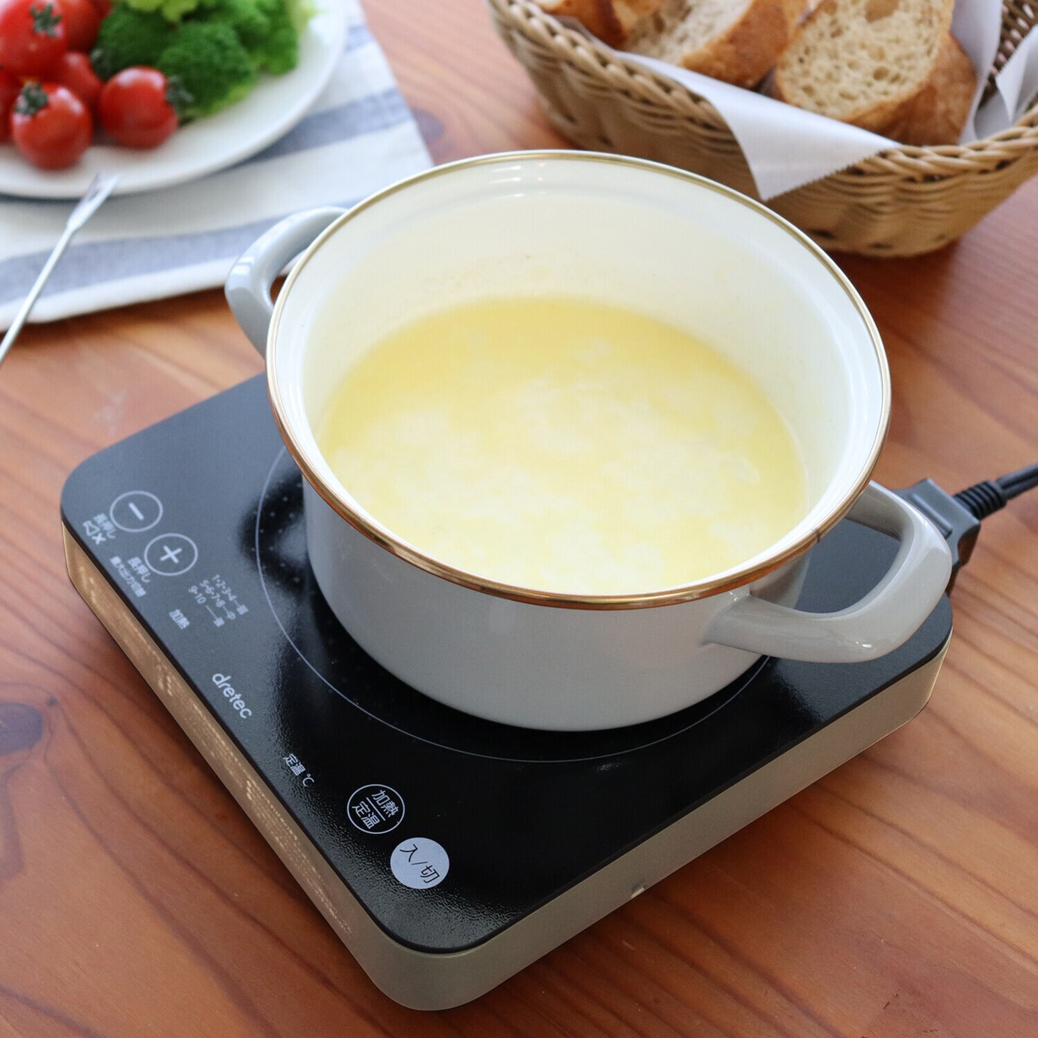 ドリテック 調理も保温もこれ１台 卓上で温かい食事を コンパクトＩＨ調理器 ＤＩ−２１７