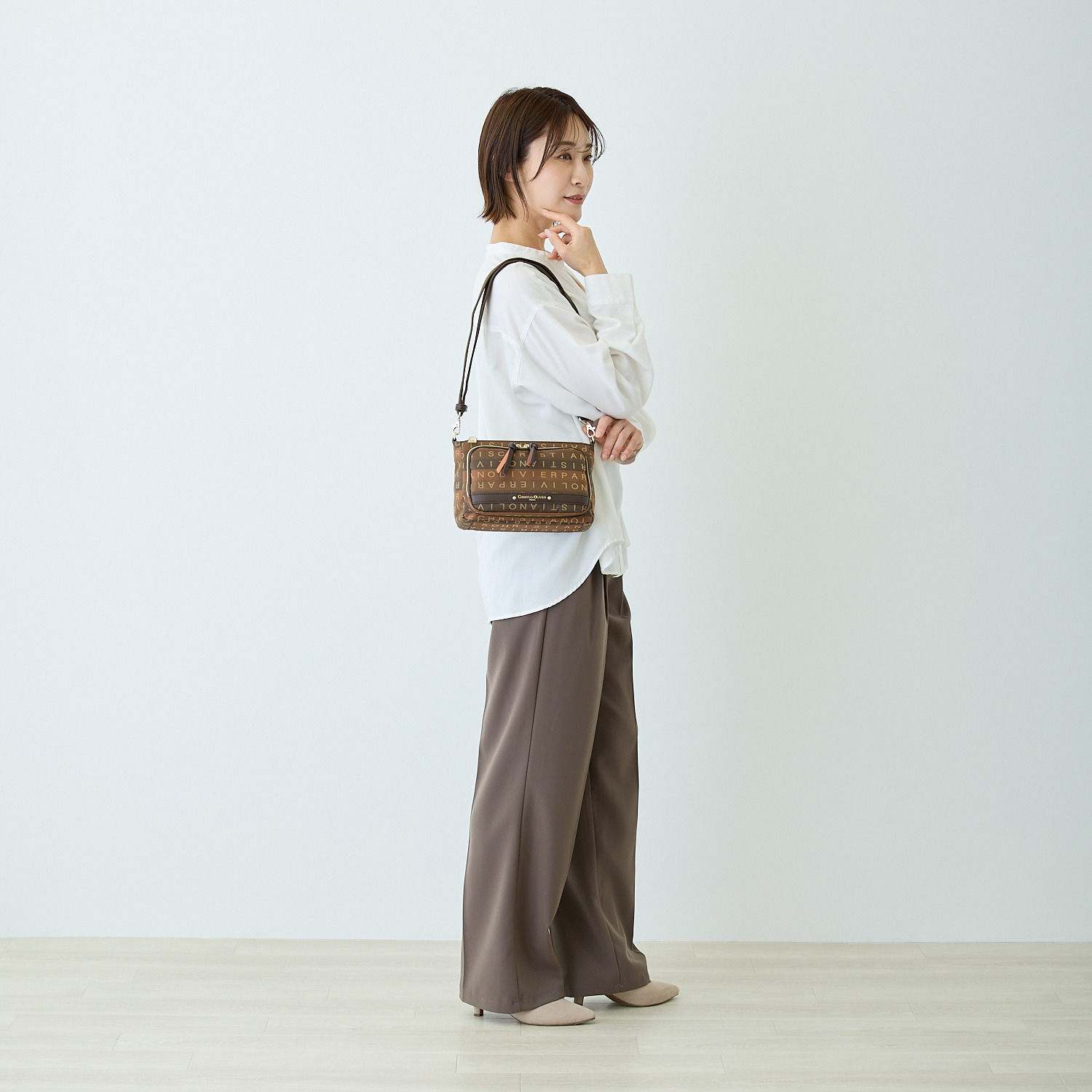 クリスチャン　オリビエ はっ水 グラデーションジャガード ２ウェイ多機能ポシェット