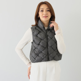 スタイル・ラヴィー 中綿入り 編み込み クロップトベスト