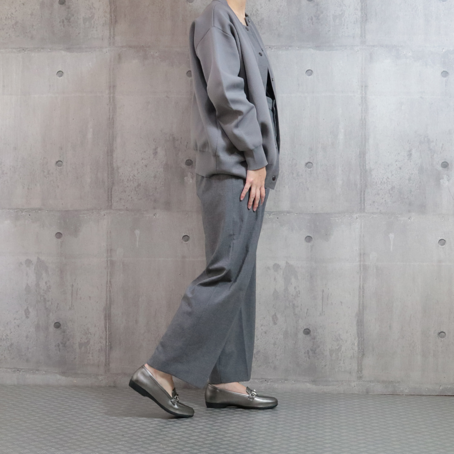 アルファキュービック 靴のマエストロ監修 軽量　ゆったり 幅広ローファーシューズ