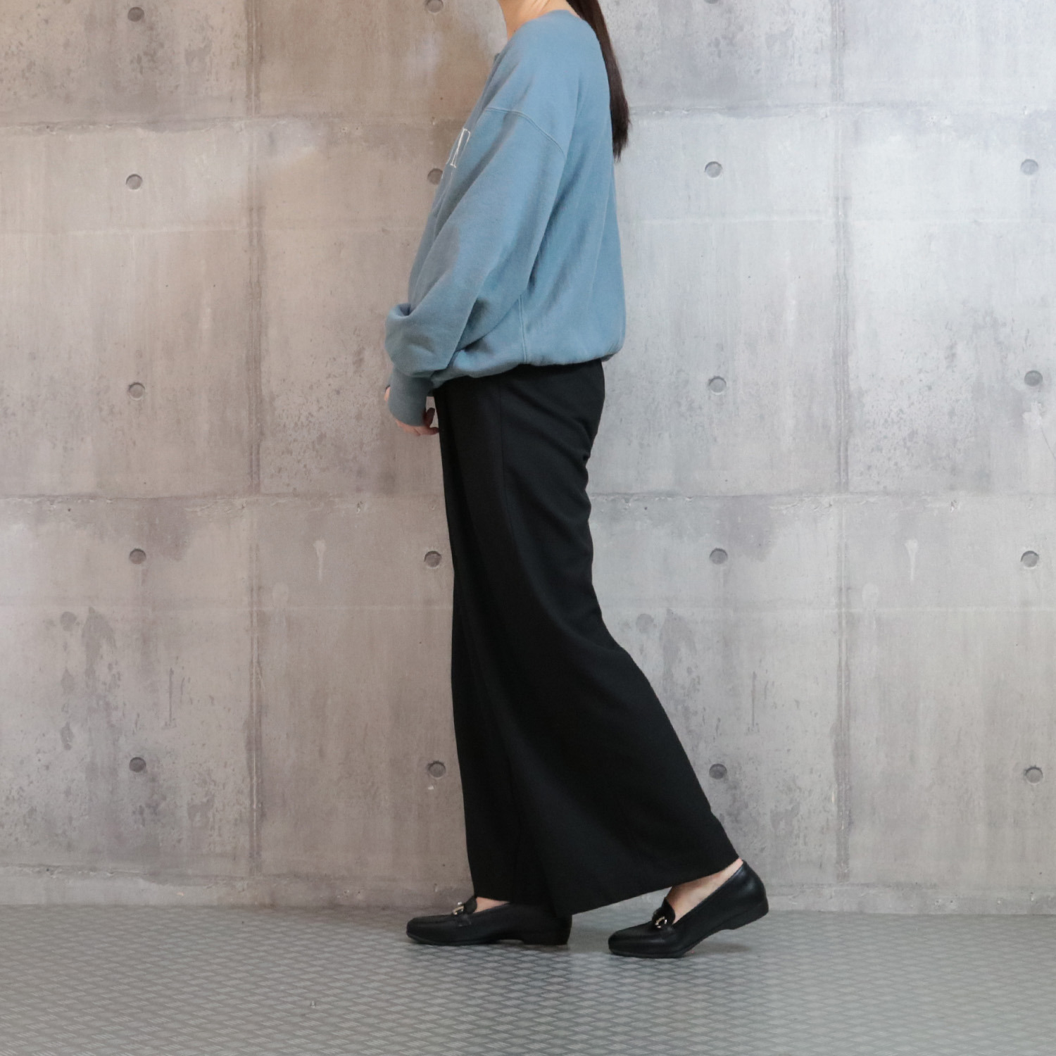 アルファキュービック 靴のマエストロ監修 軽量　ゆったり 幅広ローファーシューズ