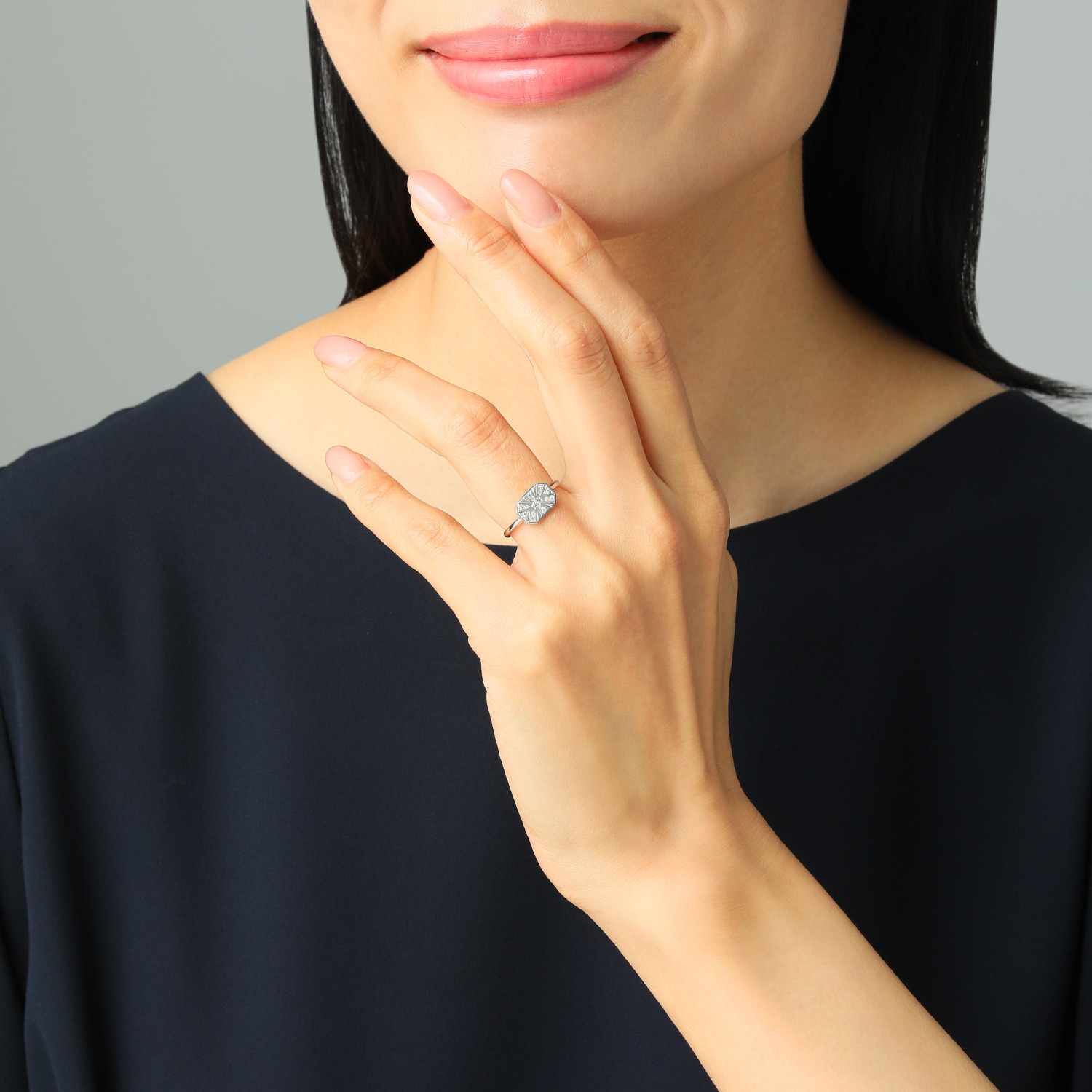 オーサムジュエリー プラチナ９００ ダイヤモンド 八角形デザイン 手彫りリング