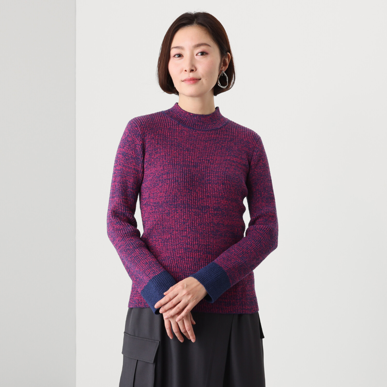 マチュート 配色で魅せるセンス 大人の洒落感 ニットプルオーバー