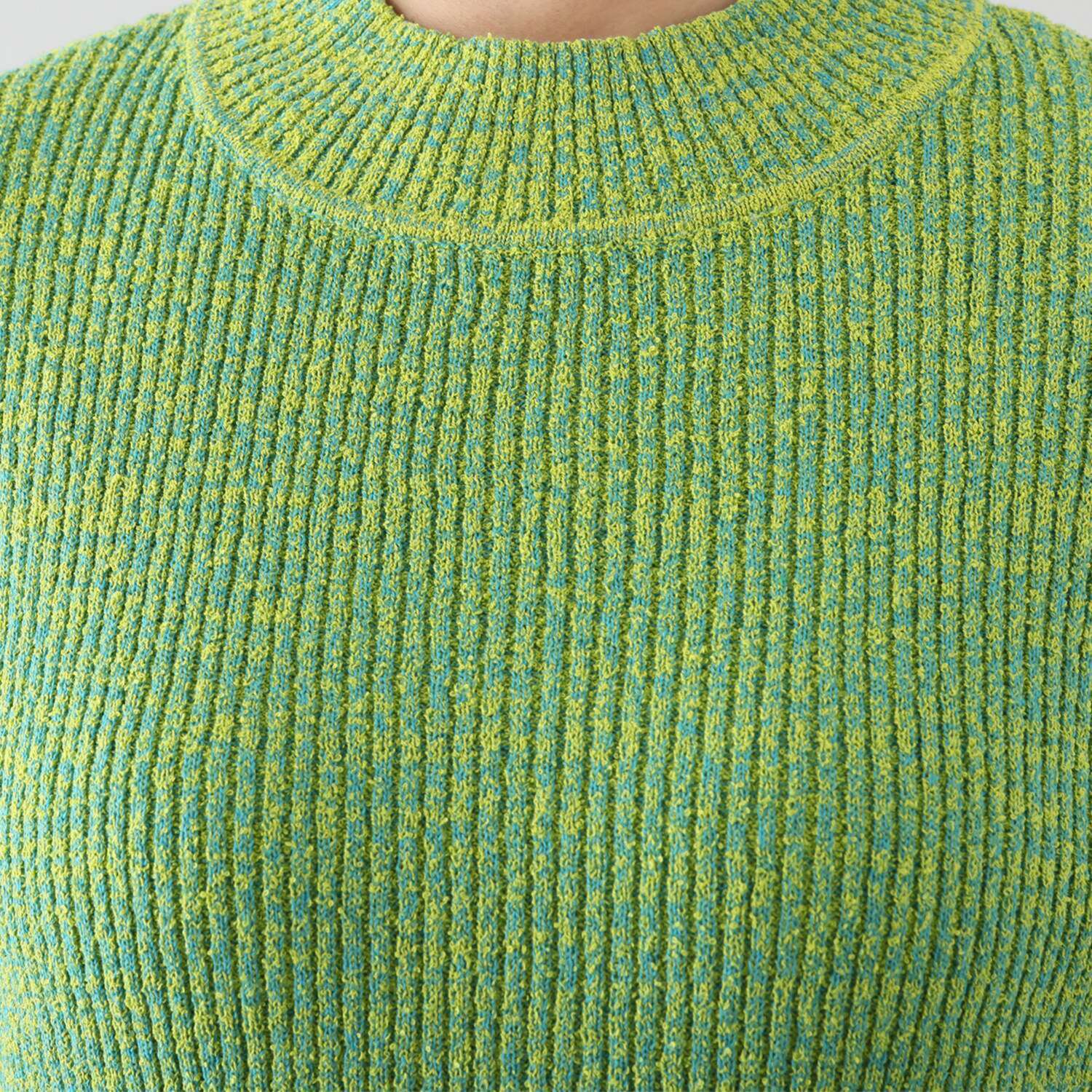 マチュート 配色で魅せるセンス 大人の洒落感 ニットプルオーバー