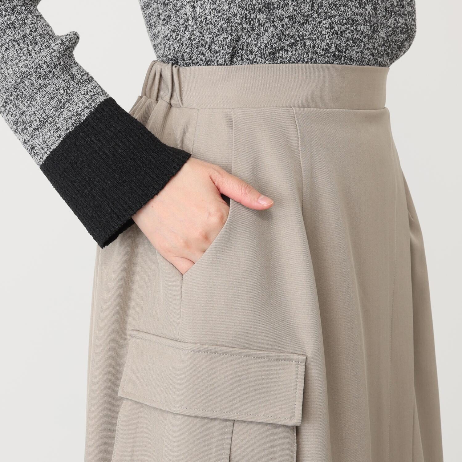 マチュート ポケットが主役 こなれラップ風スカート