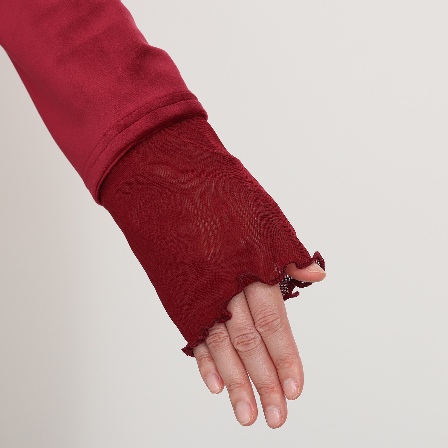 マチュート ベロアで華やぐ ドラマティック カットソープルオーバー