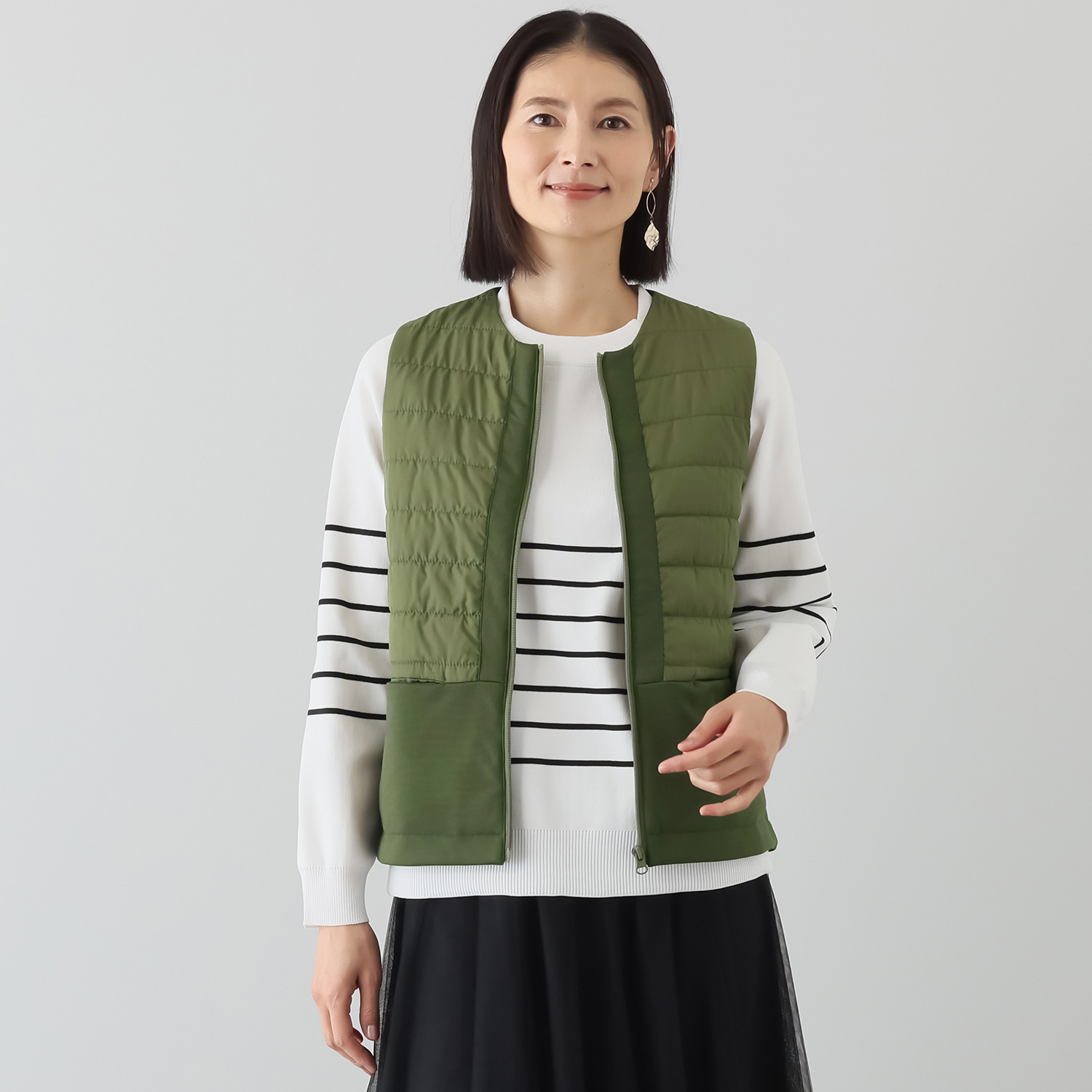 イクシーズ 異素材ミックス ドッキングベスト