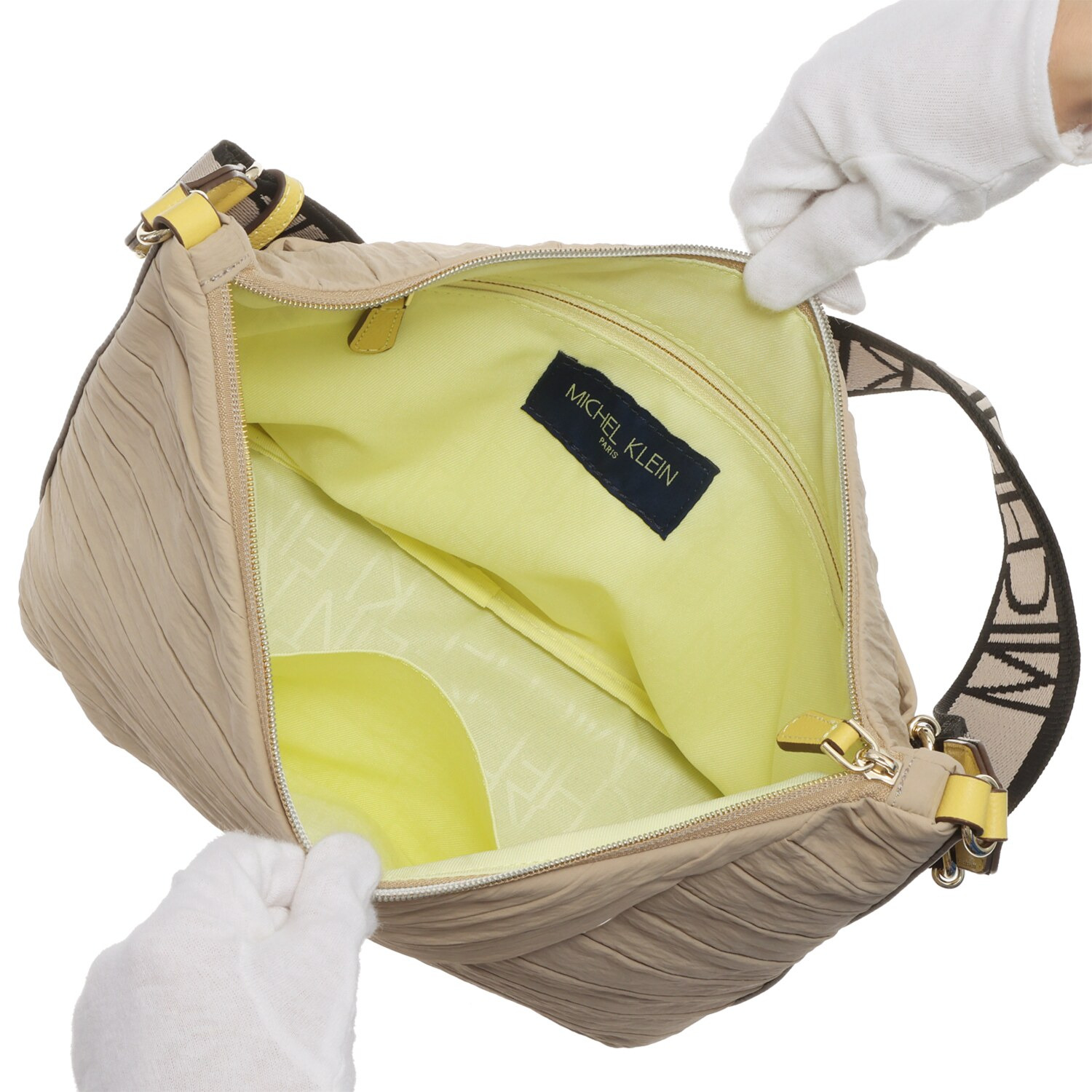 ミッシェル　クラン はっ水・軽量 シワプリーツ ショルダーバッグ