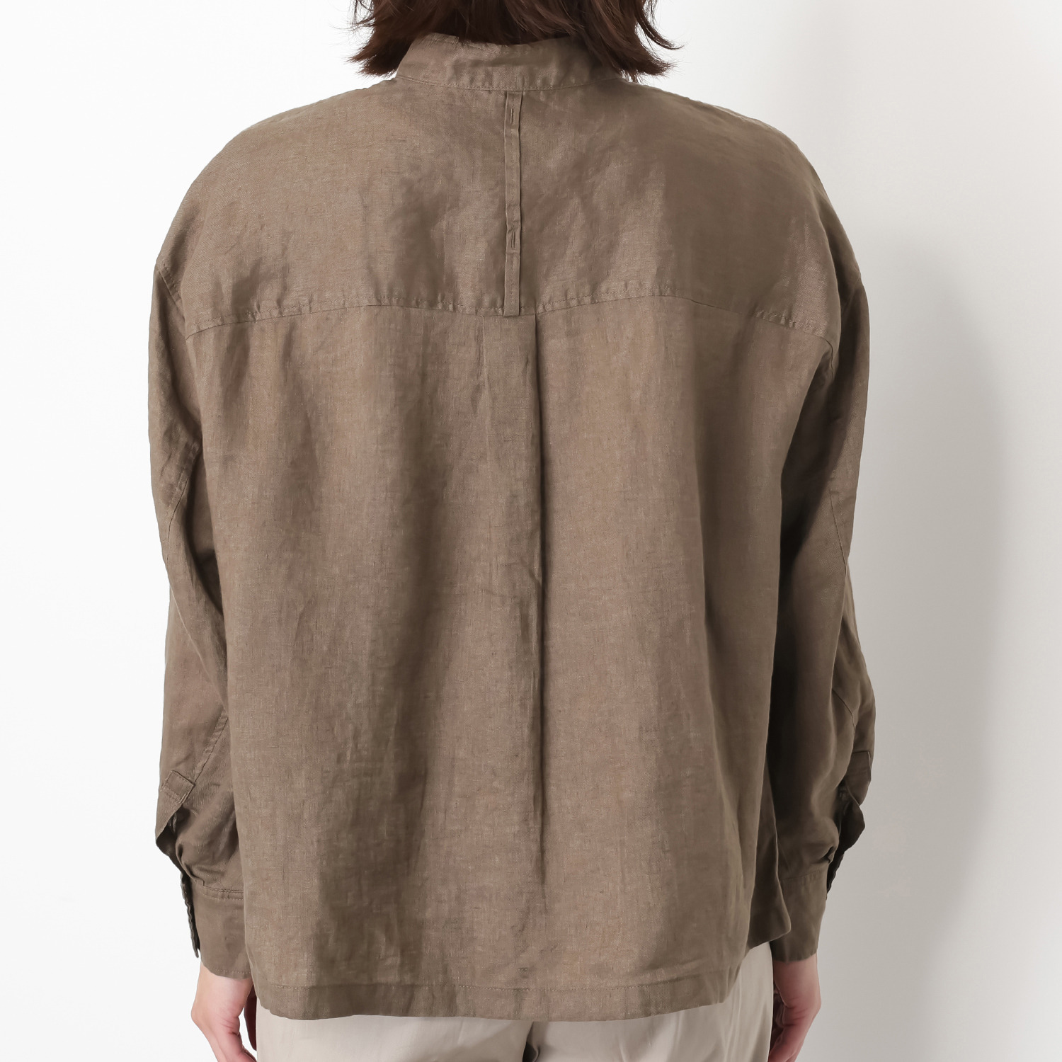 ウタオ フレンチリネン１００％ ドローストリング ショートブルゾン