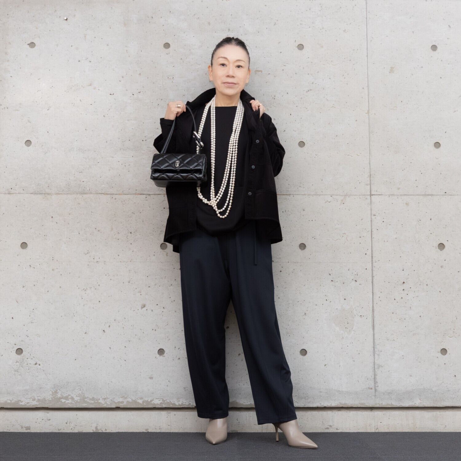 ヒロコ　デシネール なめらかスムースで作る ソフトシルエット バレルパンツ