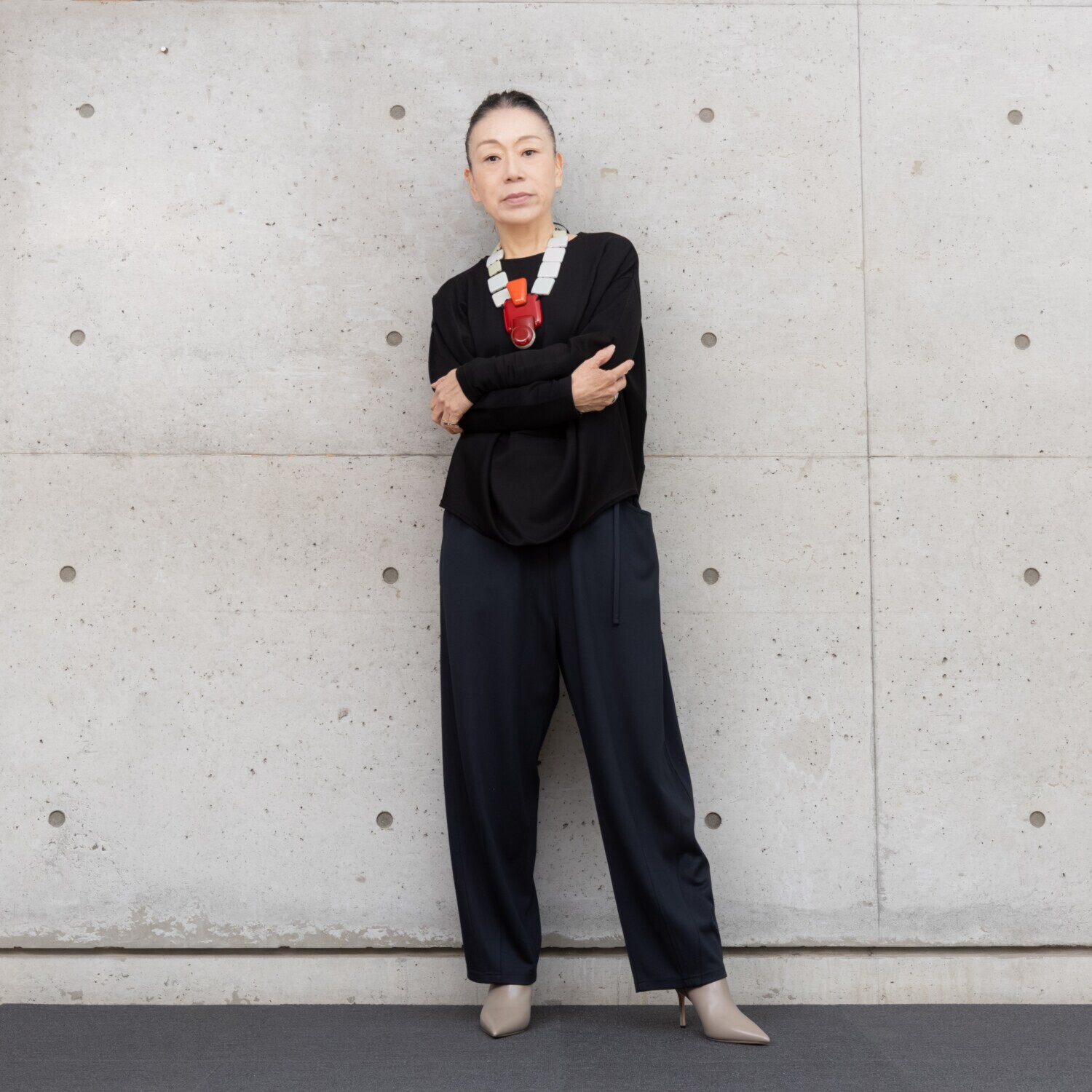 ヒロコ　デシネール なめらかスムースで作る ソフトシルエット バレルパンツ