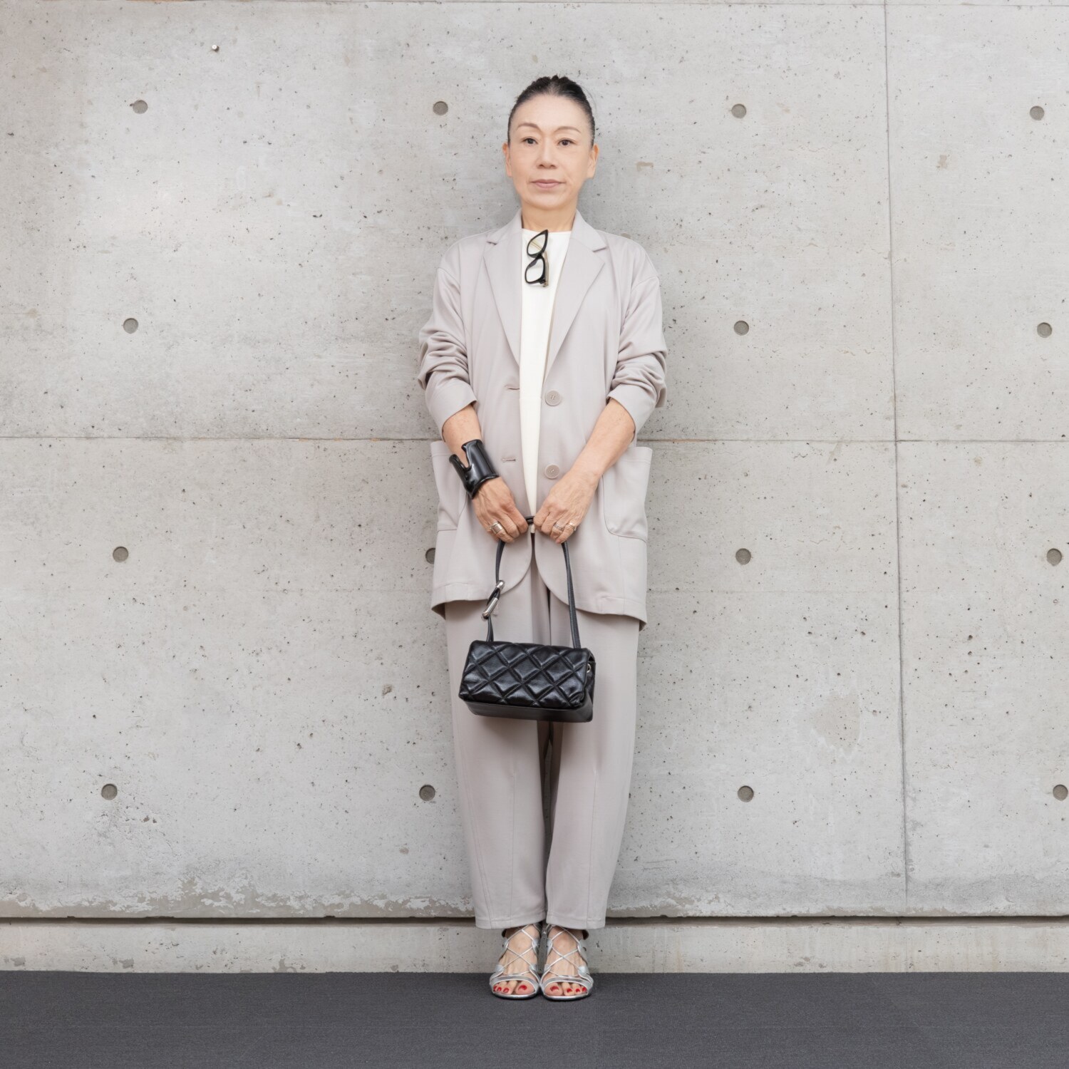 ヒロコ　デシネール なめらかスムースでつくる バレルシルエット ふんわり羽織る 大人のテーラード カーディガンジャケット