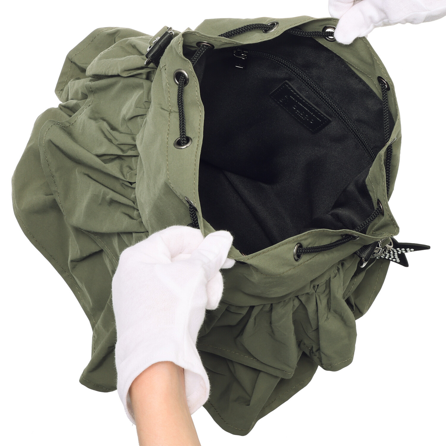 グッシオイタリー ２ウェイフリル巾着 ミニショルダーバッグ ＜星形チャーム付＞