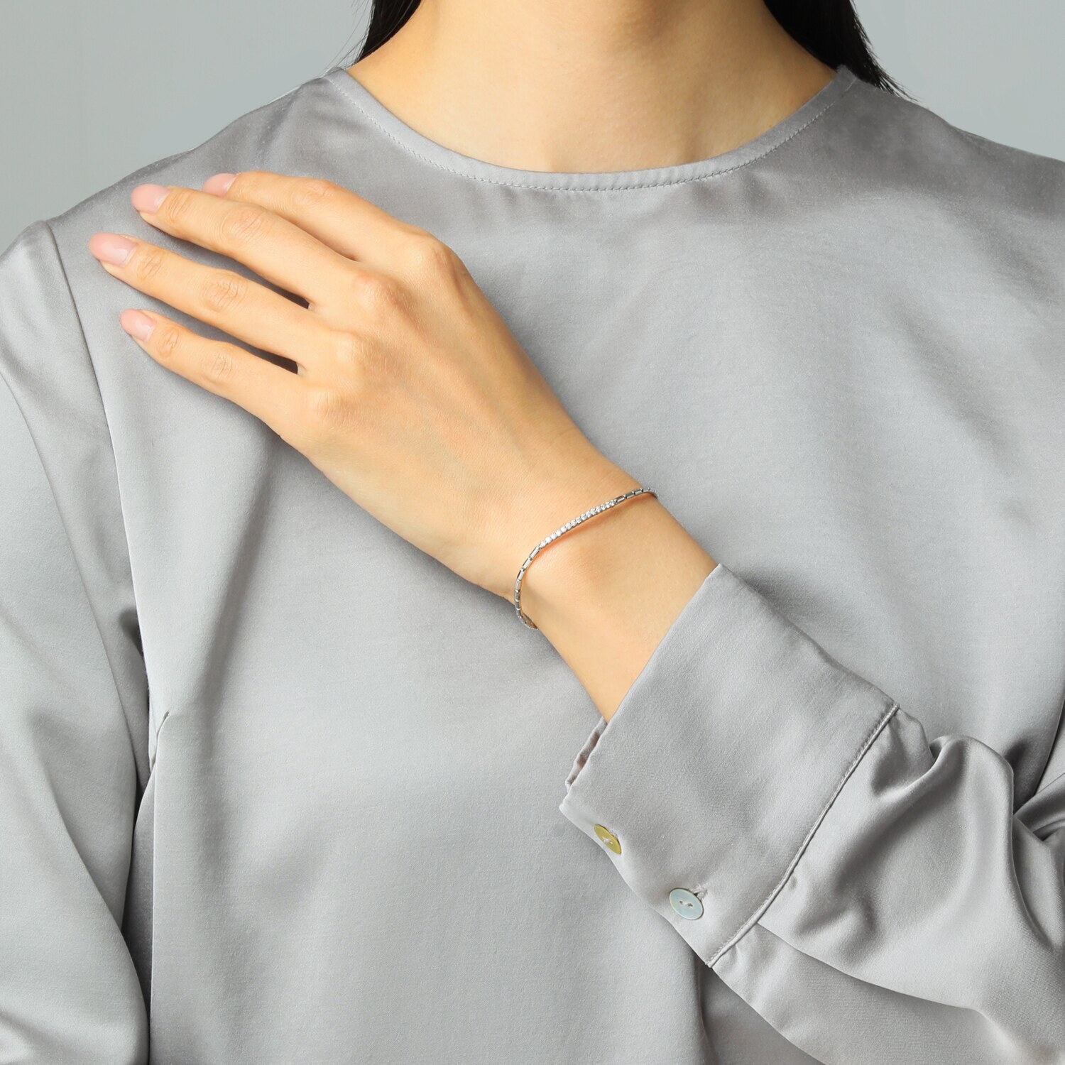 ディーラリエ ０．３カラットＵＰ ダイヤモンド ディーエラスティック ブレスレット