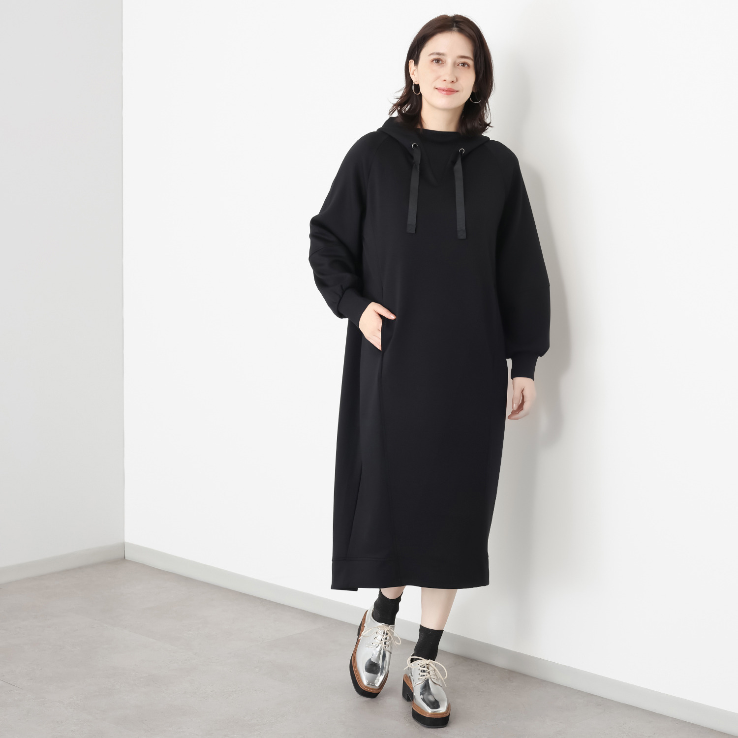 ゼラールスポーツ フーディーなのに上品！ ファインループジャージー きれい見えシルエット ワンピース