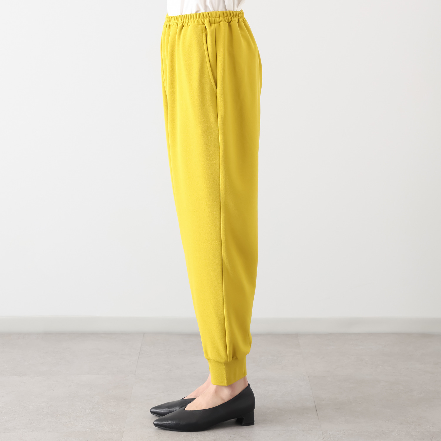 ユキコハナイ　シック ニットジョーゼット 裾編立リブ 上品ジョガーパンツ