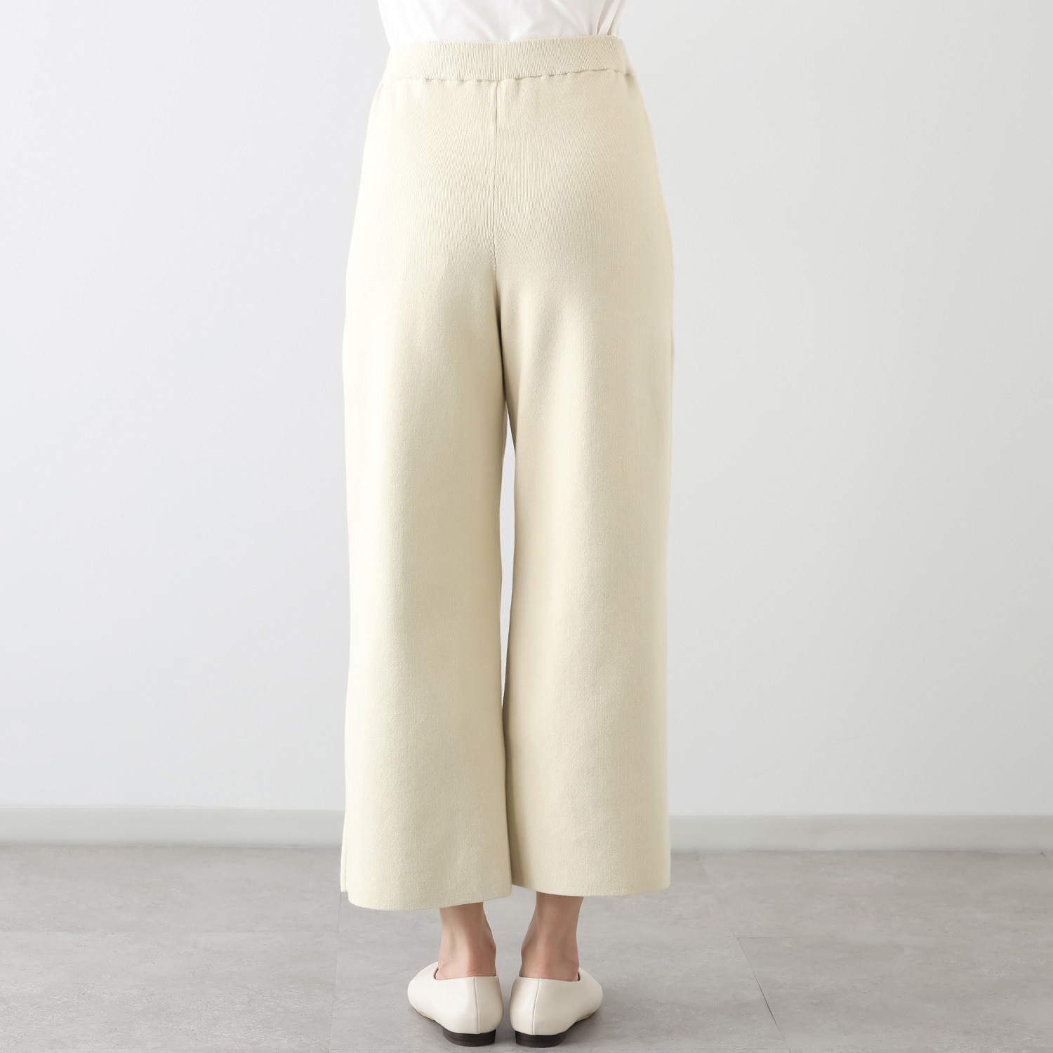 スピンブルー イタリアＭＴＢ社製 エーゲ海コットン混 ゆったりワイドシルエット ニットパンツ