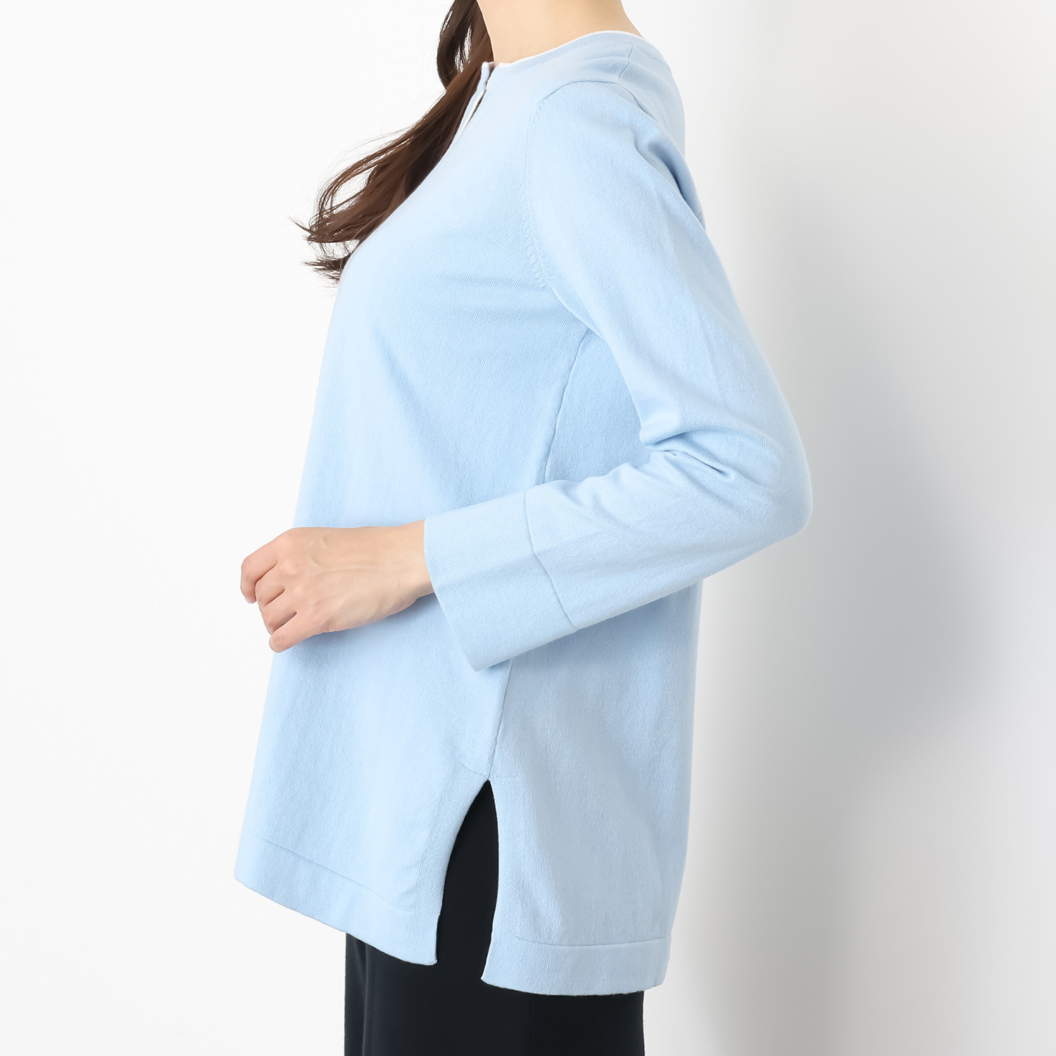 スピンブルー イタリアＭＴＢ社製 エーゲ海コットン混 キーネック配色アクセント ニットプルオーバー