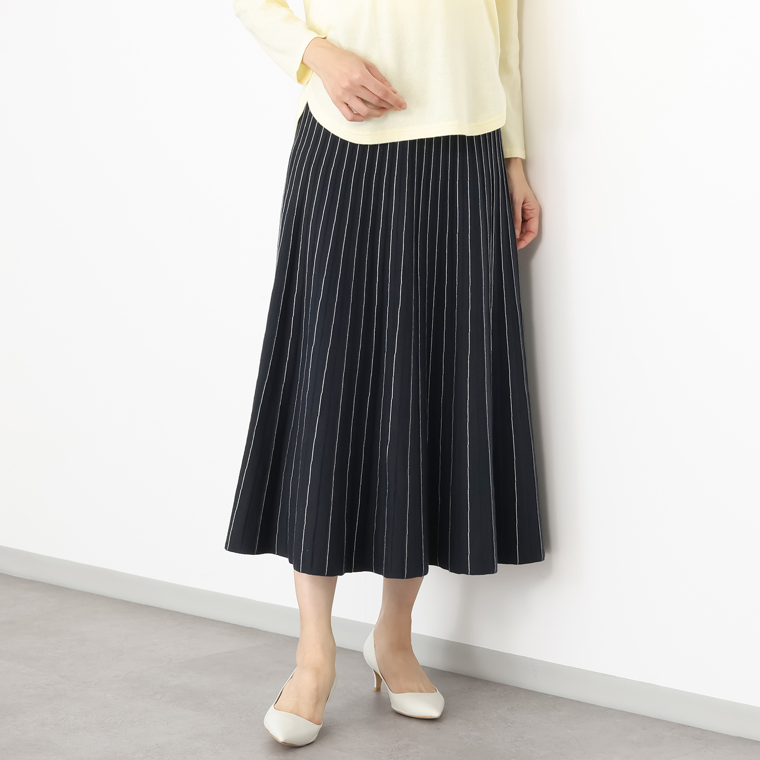 スピンブルー イタリアＭＴＢ社製 エーゲ海コットン混 ストライプアクセント ニットプリーツスカート