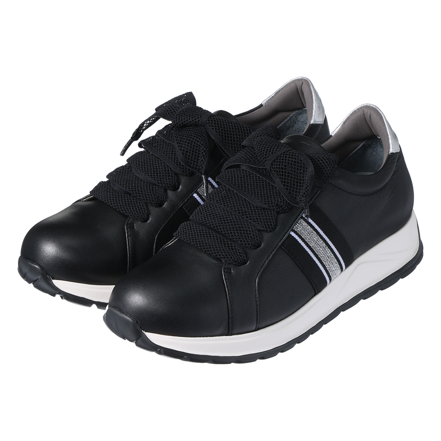 ミスキョウコ 日本製 ソフト牛革 リボンライトスニーカー