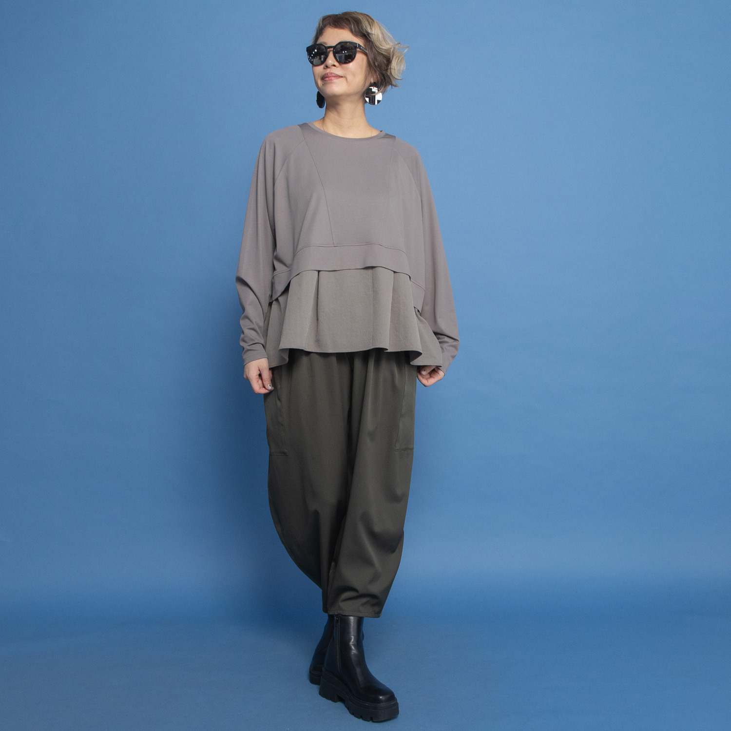 ヨーコモリモト 接触冷感 大人にちょうど良い 旬なバレルシルエットで スタイルカバーパンツ