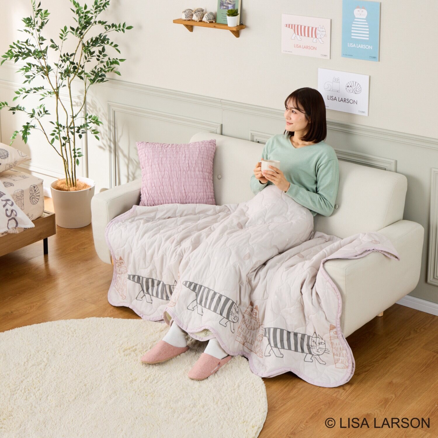 リサ・ラーソン 猫とハリネズミ リバーシブル マルチキルトカバー ＜１９０×１９０ｃｍ＞