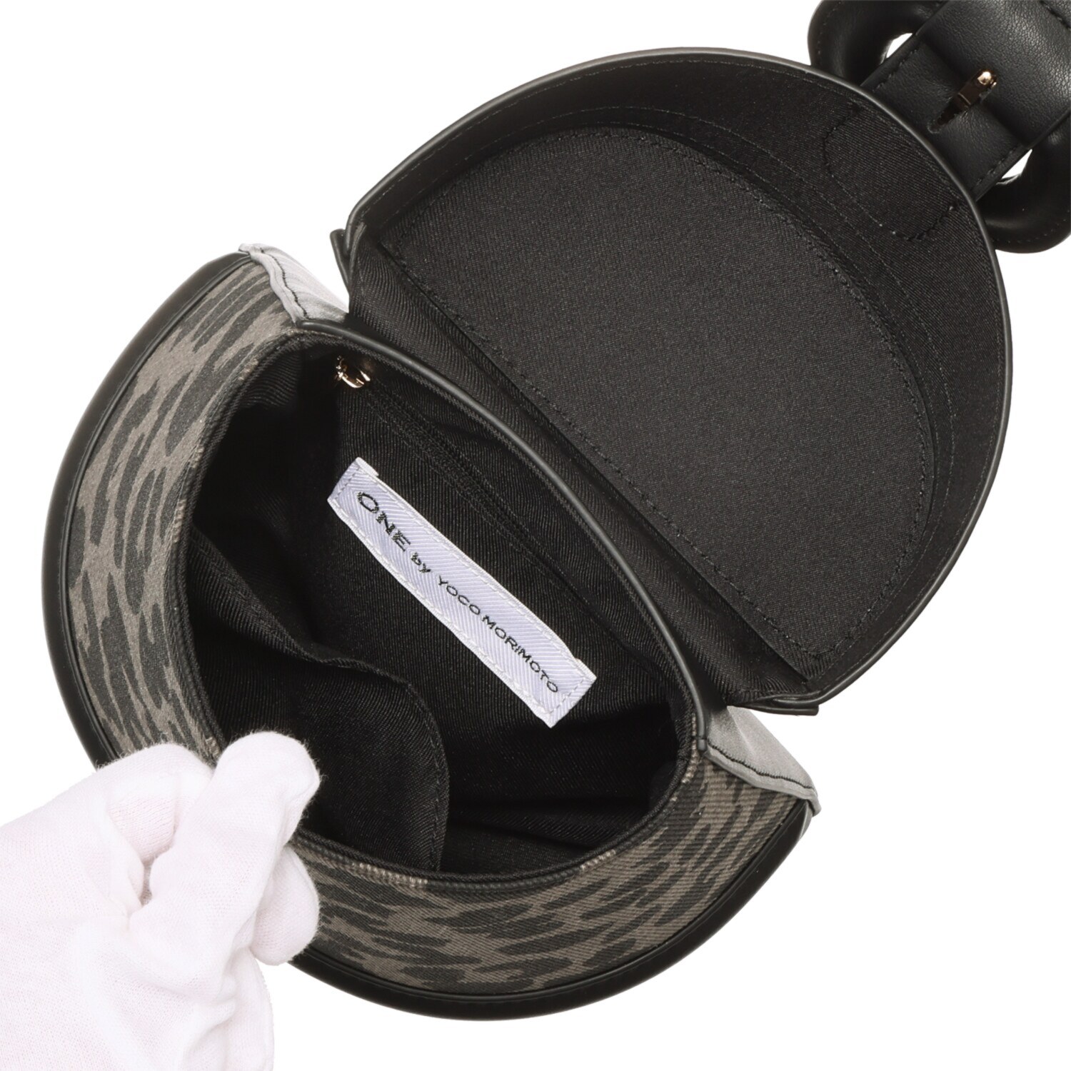 ワン　バイ ヨーコモリモト レオパードコンビで シックにモードをプラス デザインハンドバッグ