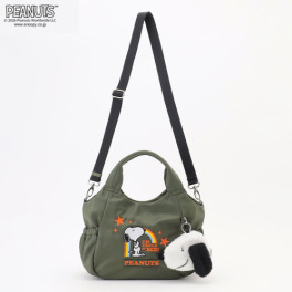 イザック スヌーピー もこもこミニポーチ付 サイドギャザー ２ウェイハンドバッグ