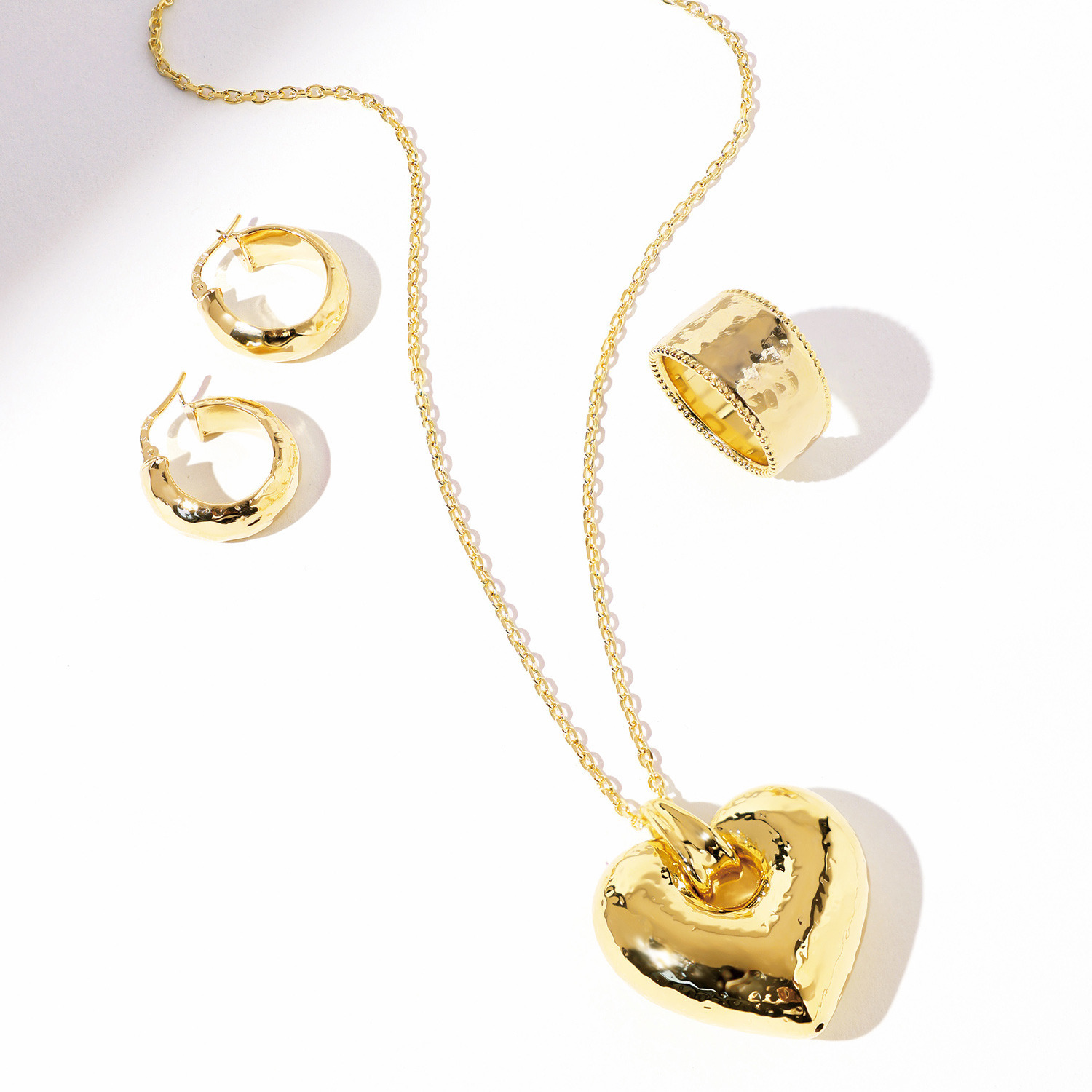 エトルースカ イタリアメイド ハンマード スモールフープ ピアス