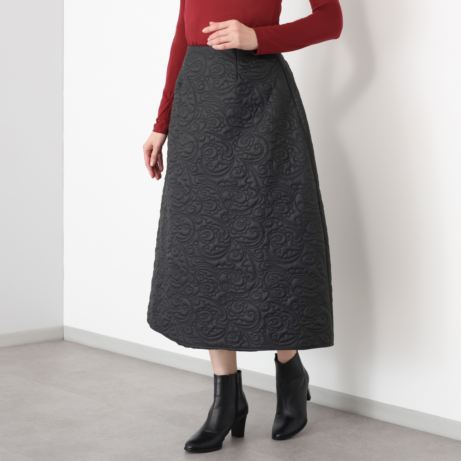 アットランティーヴァ アリア キルティングスカート