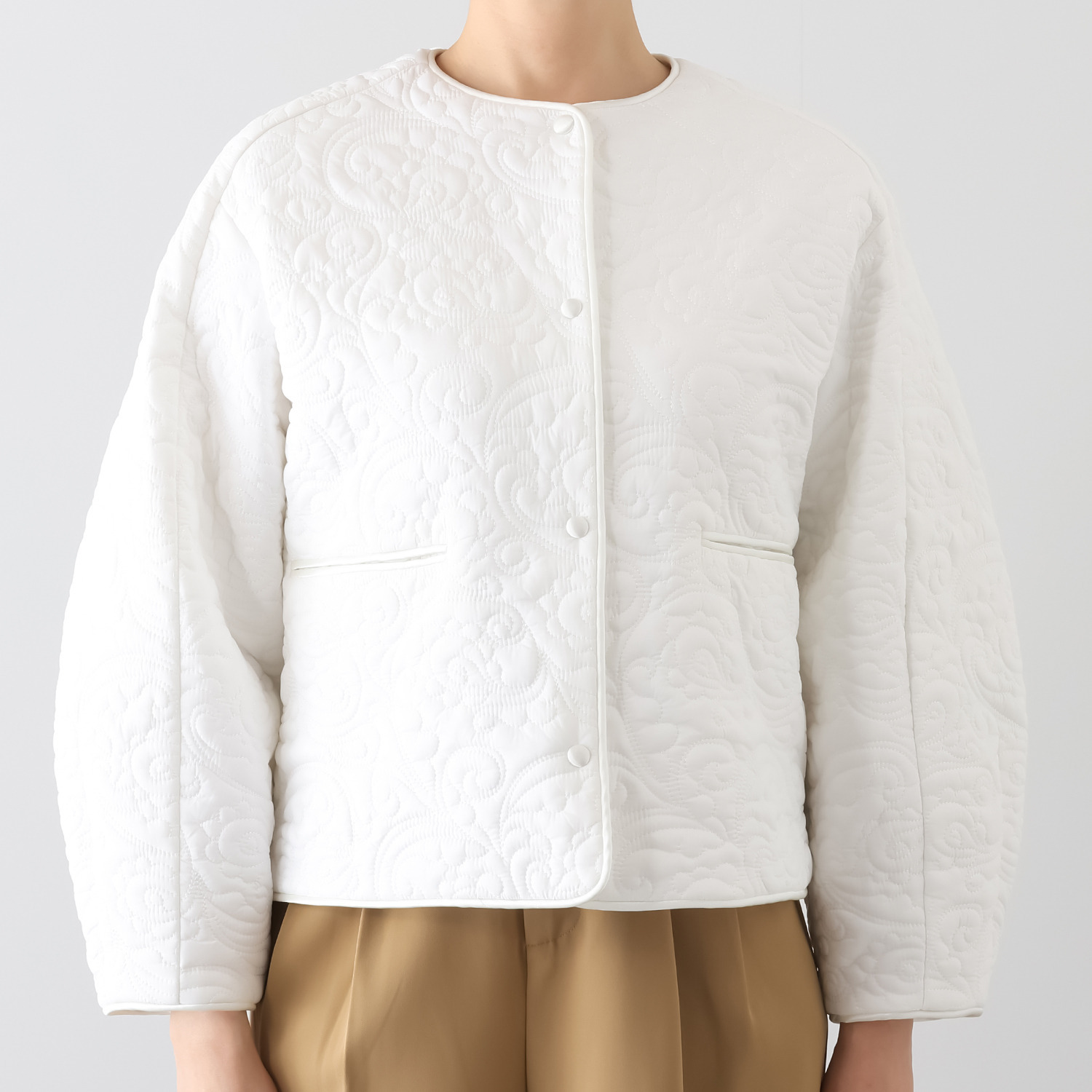 アットランティーヴァ アリア キルティングジャケット