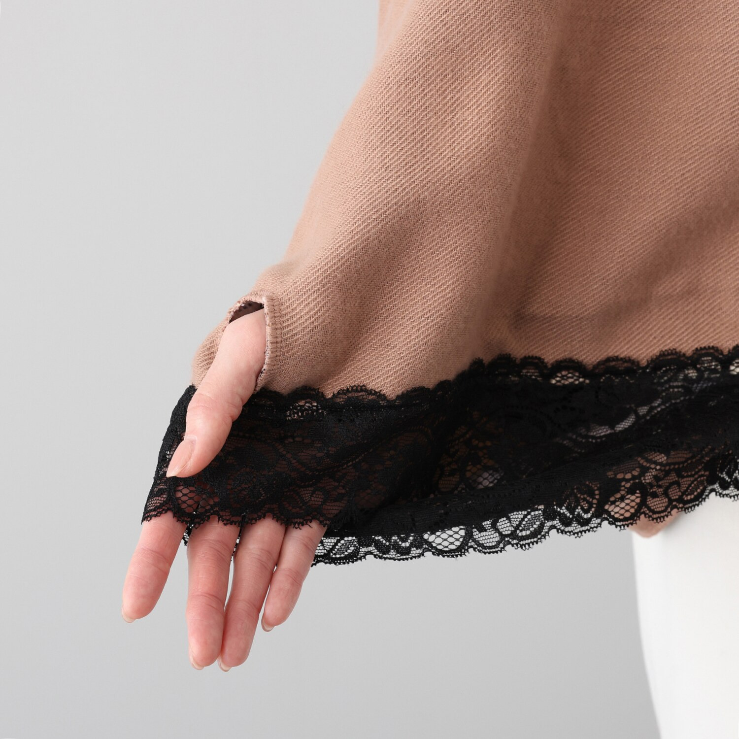 メイドバイスターズ 両面オシャレで可愛い！ あったか！ フード付き多機能 リバーシブル ボレロストール