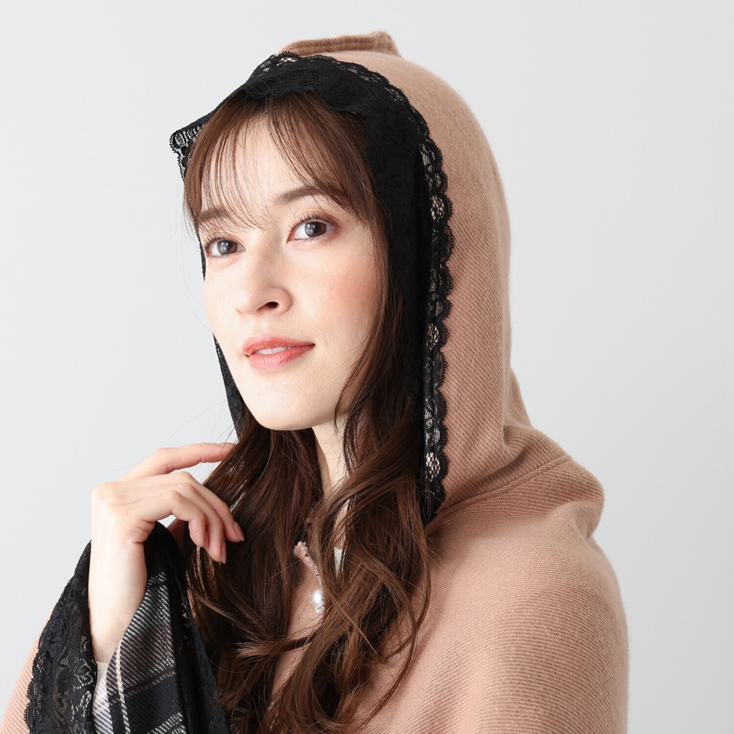 メイドバイスターズ 両面オシャレで可愛い！ あったか！ フード付き多機能 リバーシブル ボレロストール