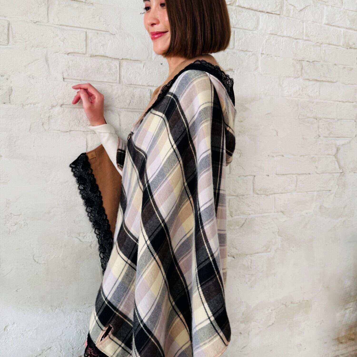 メイドバイスターズ 両面オシャレで可愛い！ あったか！ フード付き多機能 リバーシブル ボレロストール