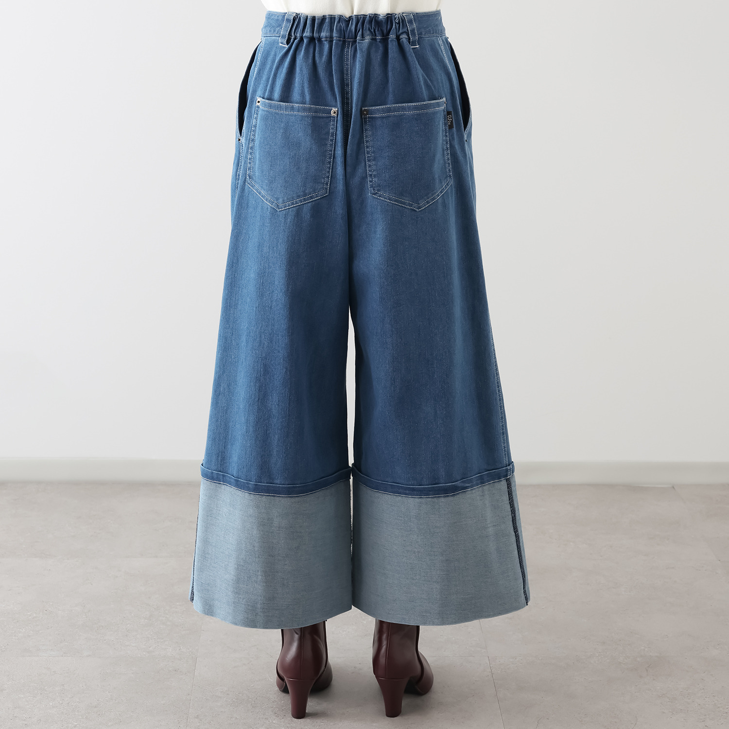 オジョウ 裾の折り返しが じゃじゃ馬ムスメな ワイドヘムデザイン デニムパンツ