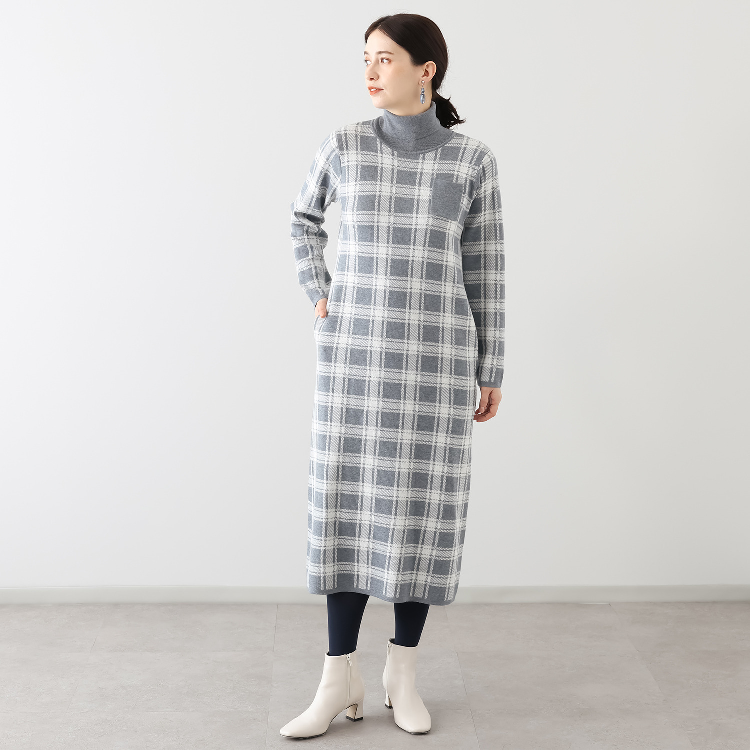 オジョウ モダンアート気分の キャッチーな ニットワンピース