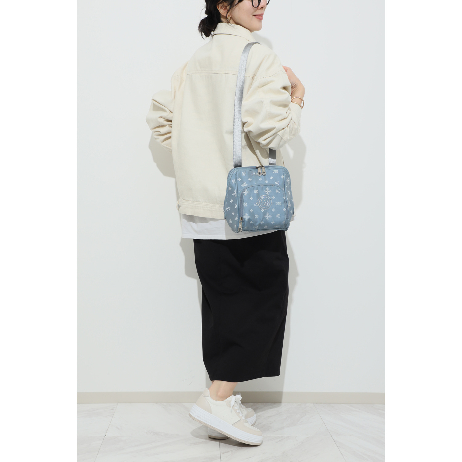 サボイ たっぷり収納！ モノグラムジャガード 軽量ミニショルダーバッグ