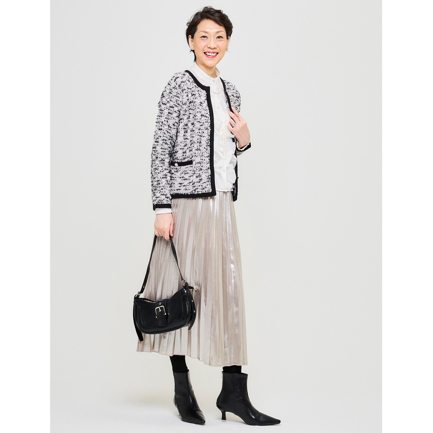 アンブリエ 異素材フリル デザインブラウス