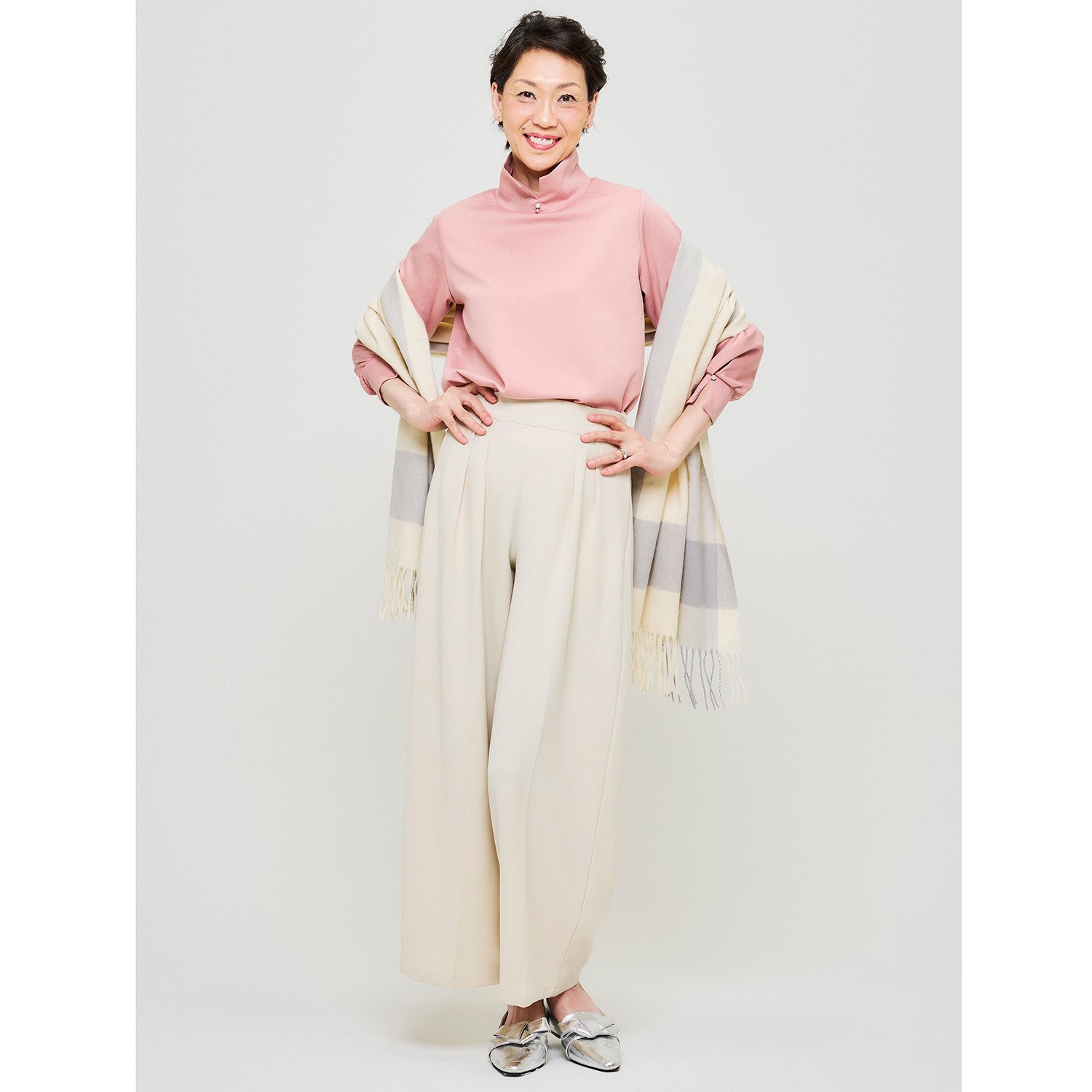 アンブリエ 着回し力抜群 襟アクセント プルオーバー