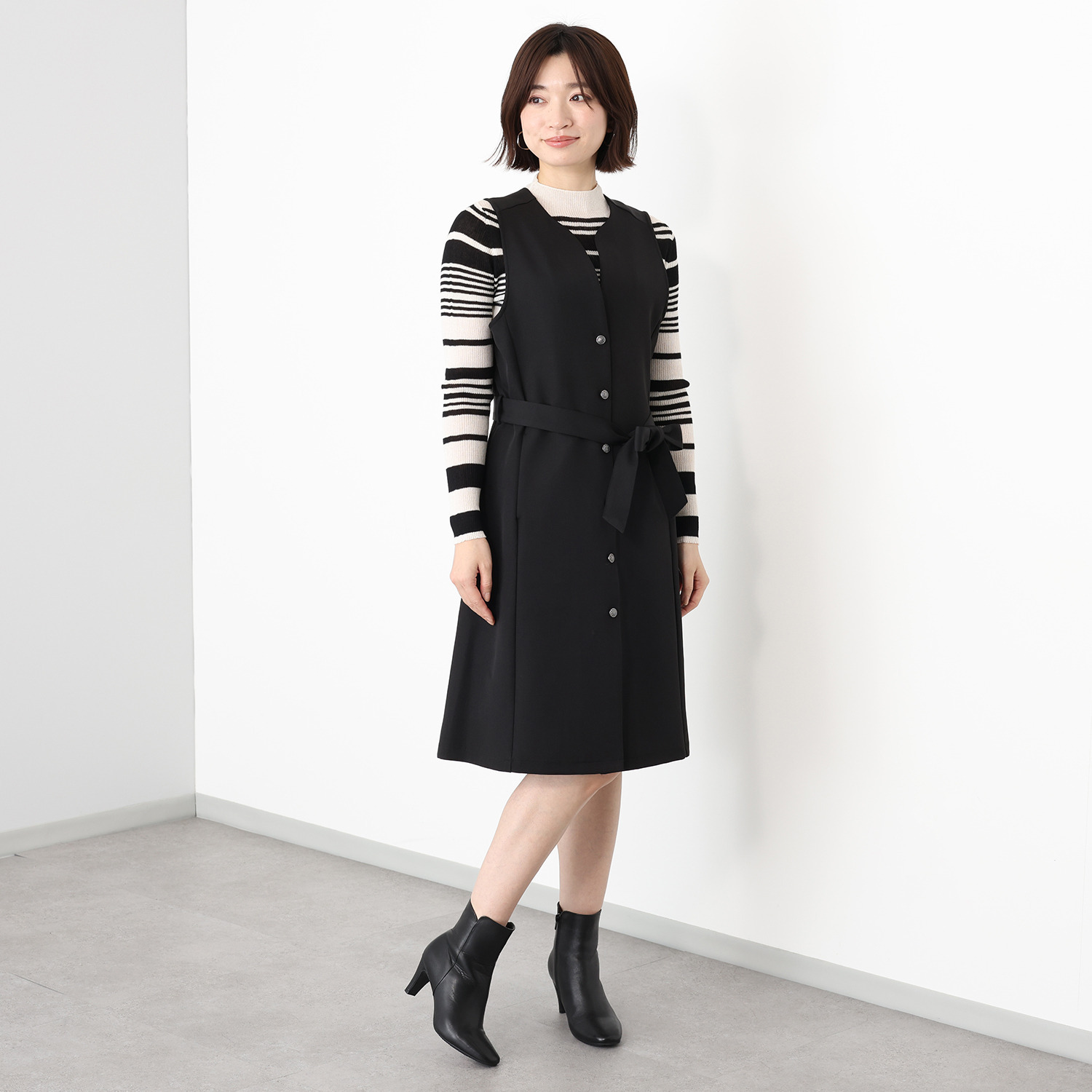 アンブリエ 共布ベルト付 ロングジレ