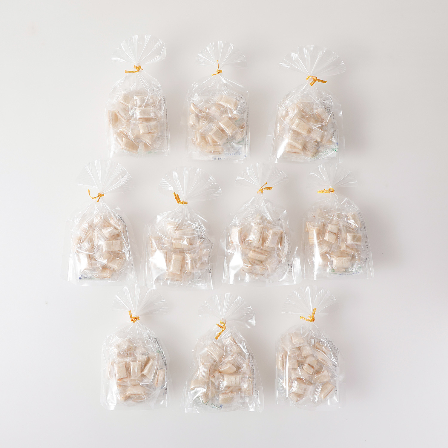 有平糖利喜 噛んで食べられる！ サクサク有平糖 （きなこ味）