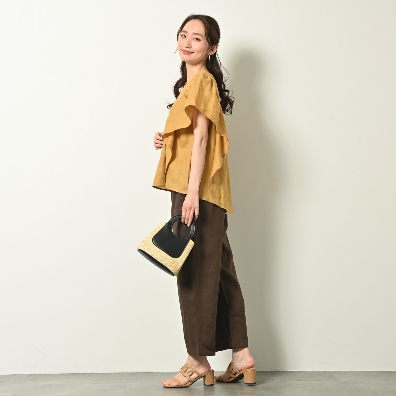 ゼラールスポーツ フレンチリネン１００％ しなやか＆ソフト仕上げ フレアースリーブ ブラウスプルオーバー