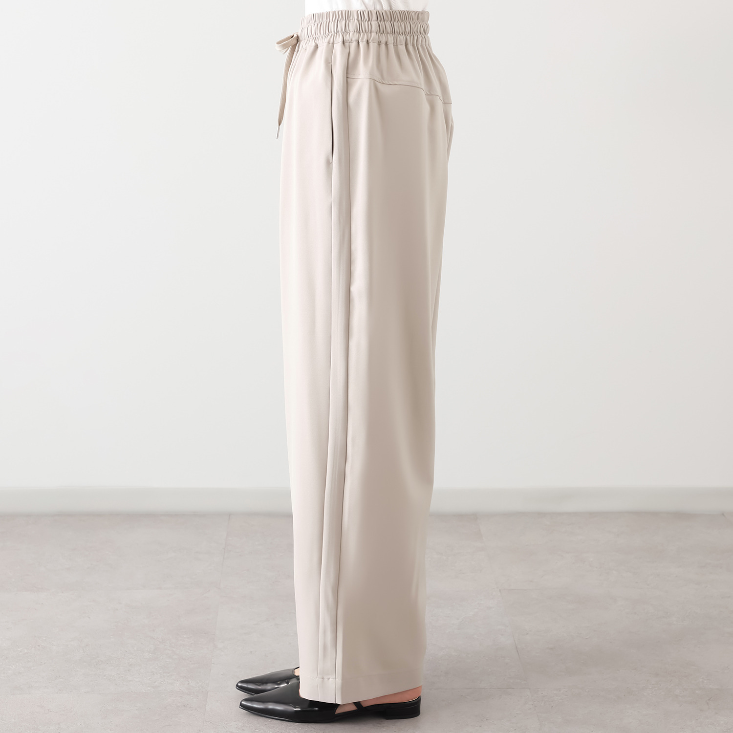 スタイル・ラヴィー 切替アクセント ストレッチが効いた イージーパンツ