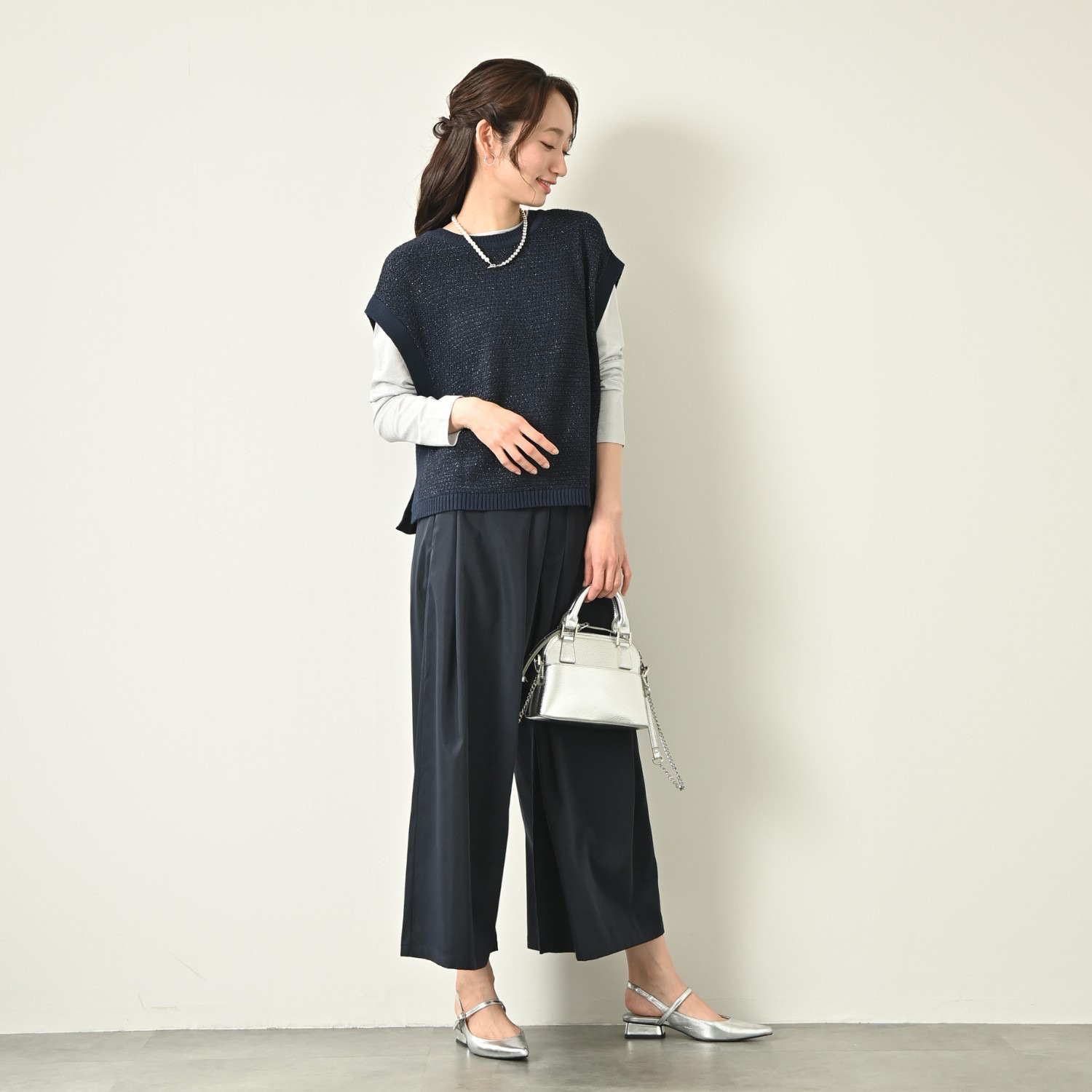 元町ゼラール ふんわりコットン混 上品ラメプレーティング ラウンドネック プルオーバー