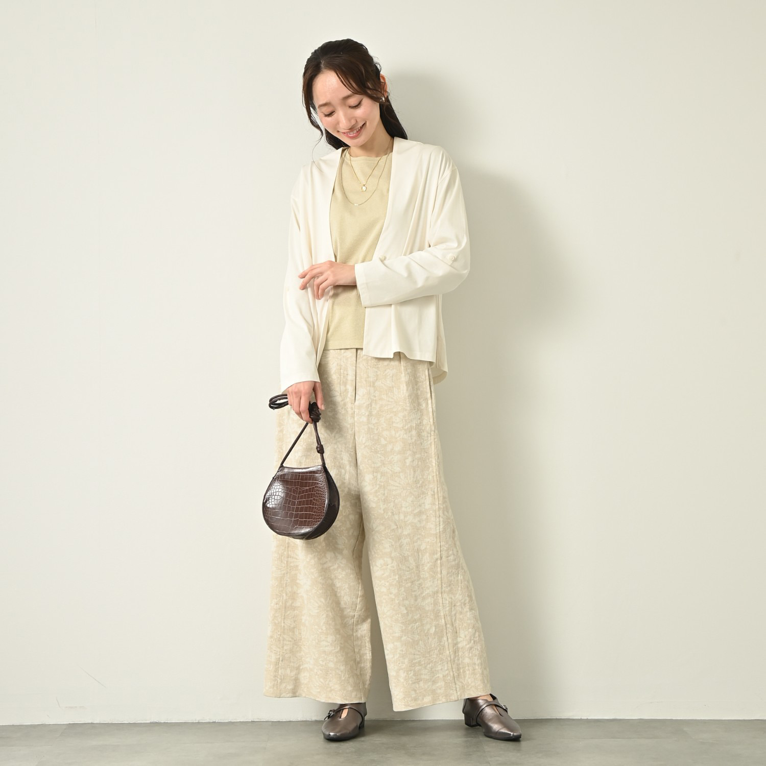 元町ゼラール ふんわりコットン混 上品ラメプレーティング ラウンドネック プルオーバー