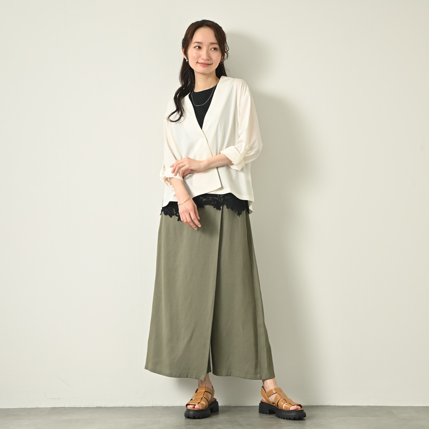 元町ゼラール ドレープ感が美しい！ しなやかオックス ラップデザインパンツ