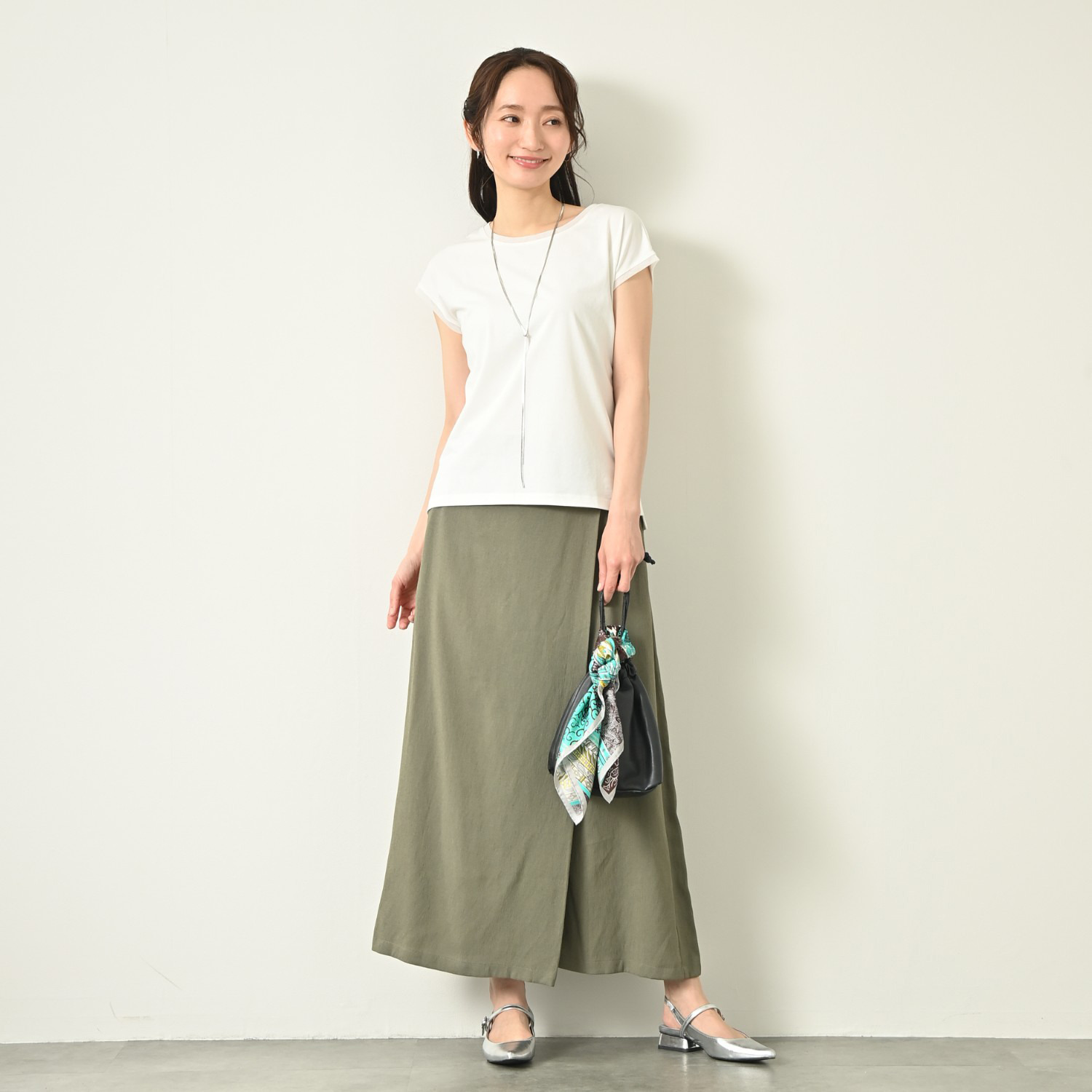 元町ゼラール ドレープ感が美しい！ しなやかオックス ラップデザインパンツ