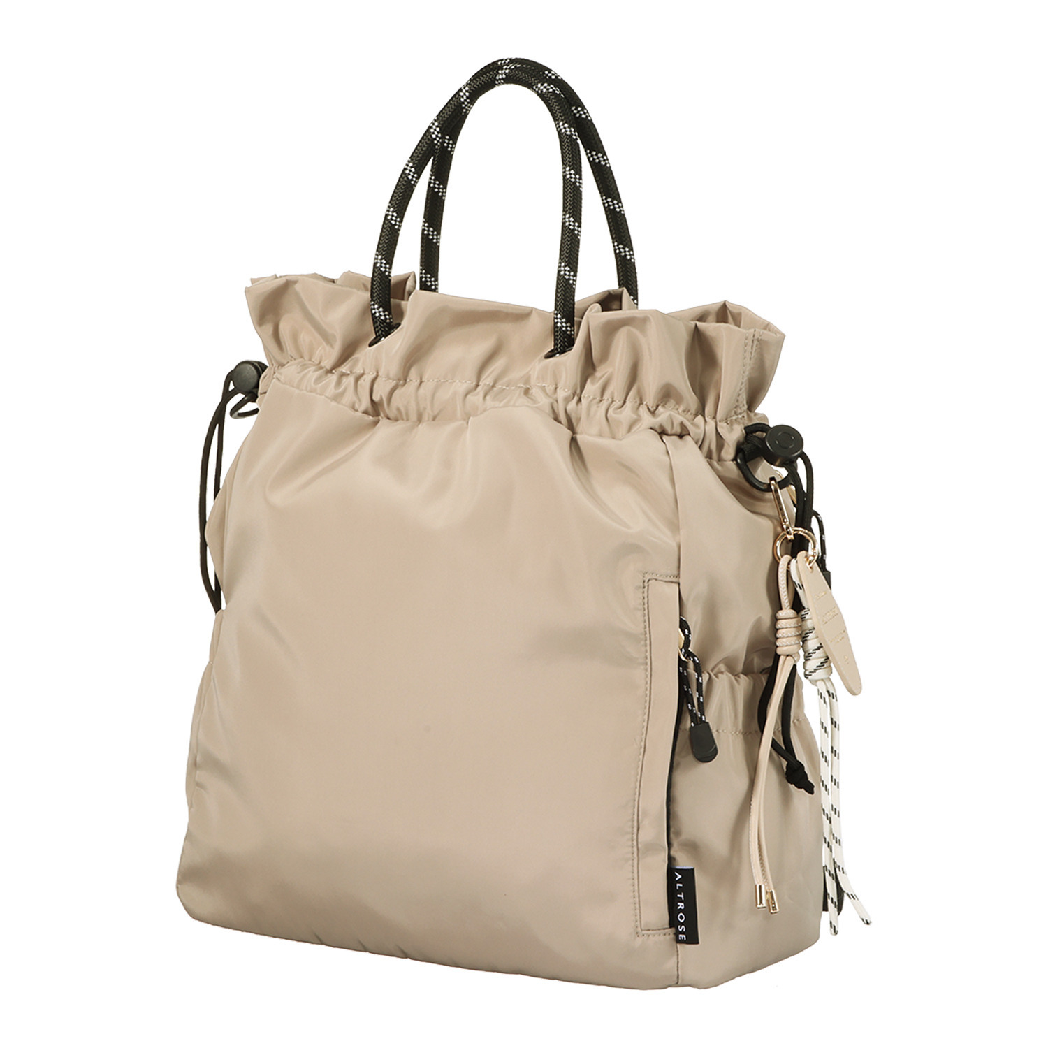 アルトローズ はっ水・軽量 チャーム付３ウェイバッグ “クラーク”